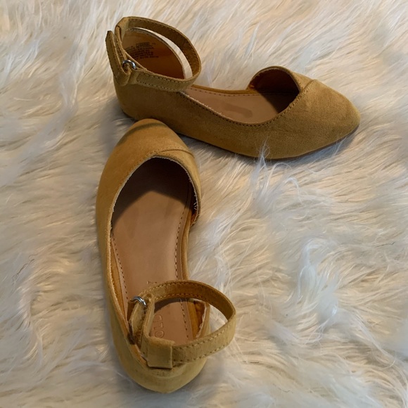 Faux Suede Toddler Ballet Flats - Picture 2 of 3
